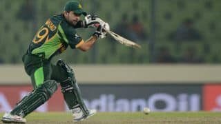Australia vs Pakistan, ICC World T20 2014 Group 2: Pakistan lose Ahmed Shehzad early; score 25/1 in 4 overs